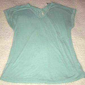 ‼️Twisted Teal T-shirt‼️